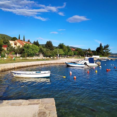 Villa Punta Blava - Beach Front, Ideal For Family Vacation With Kids, Large Terraces With Sea View, Internet, Netflix, No Pets Allowed Оброваць Екстер'єр фото