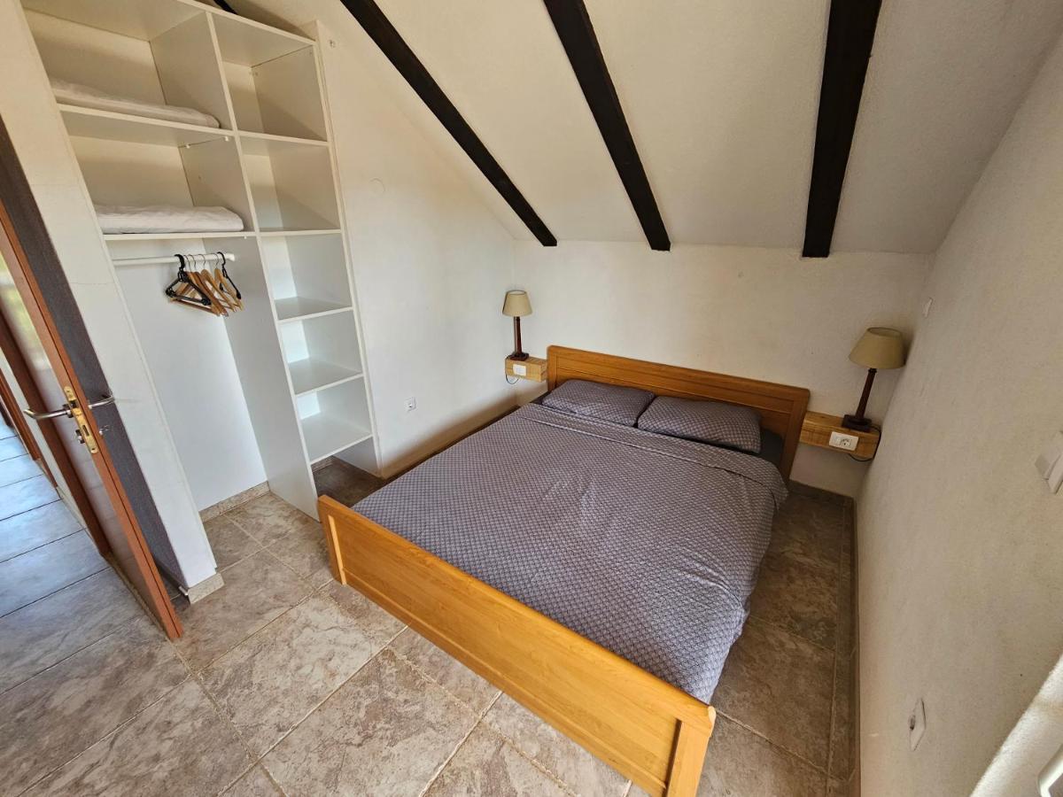 Villa Punta Blava - Beach Front, Ideal For Family Vacation With Kids, Large Terraces With Sea View, Internet, Netflix, No Pets Allowed Оброваць Екстер'єр фото