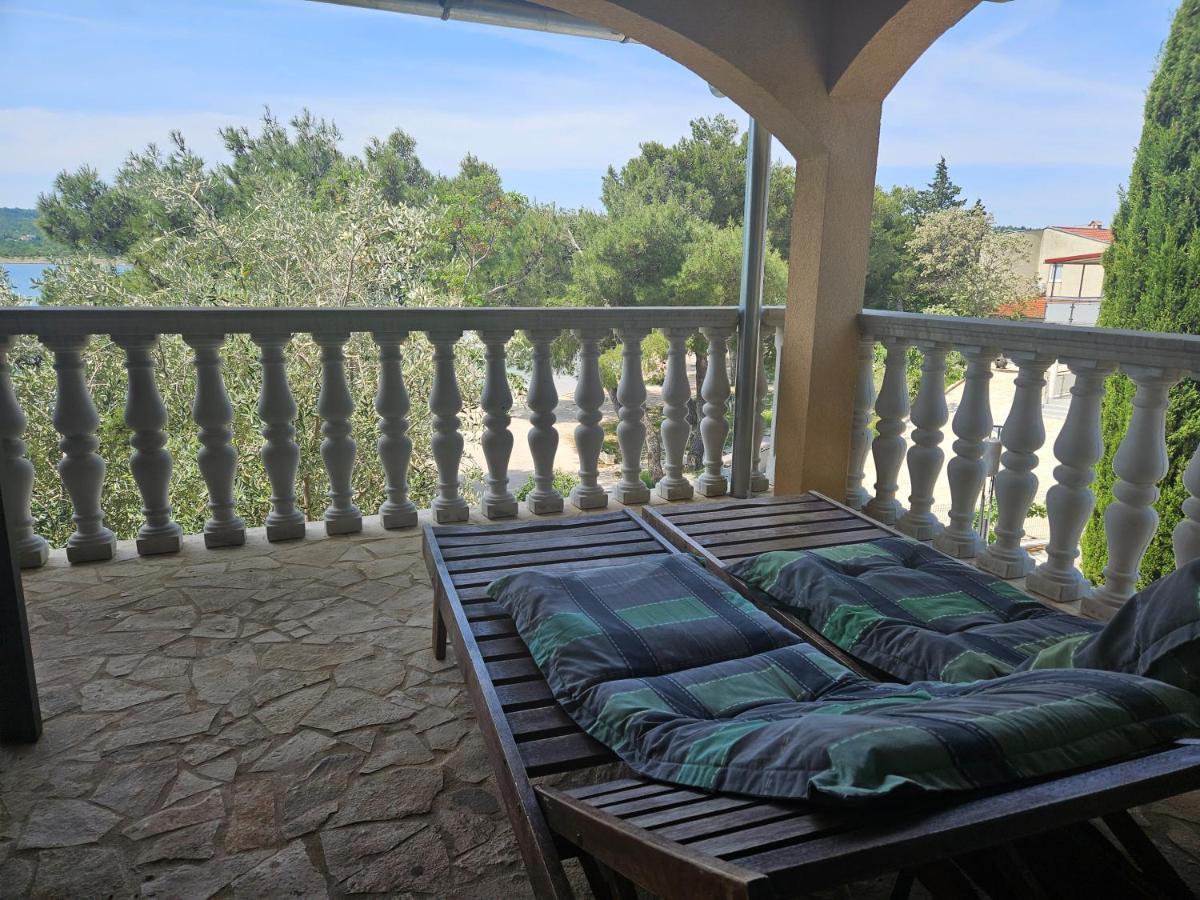 Villa Punta Blava - Beach Front, Ideal For Family Vacation With Kids, Large Terraces With Sea View, Internet, Netflix, No Pets Allowed Оброваць Екстер'єр фото