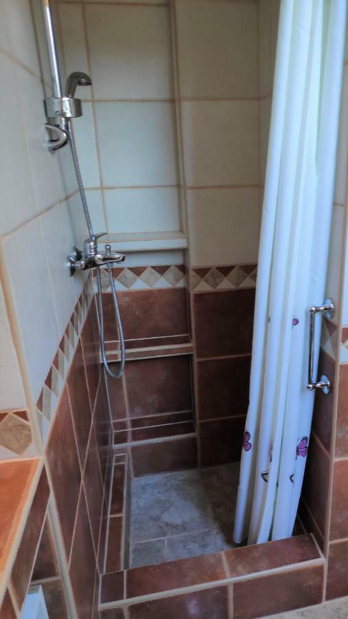 Villa Punta Blava - Beach Front, Ideal For Family Vacation With Kids, Large Terraces With Sea View, Internet, Netflix, No Pets Allowed Оброваць Екстер'єр фото