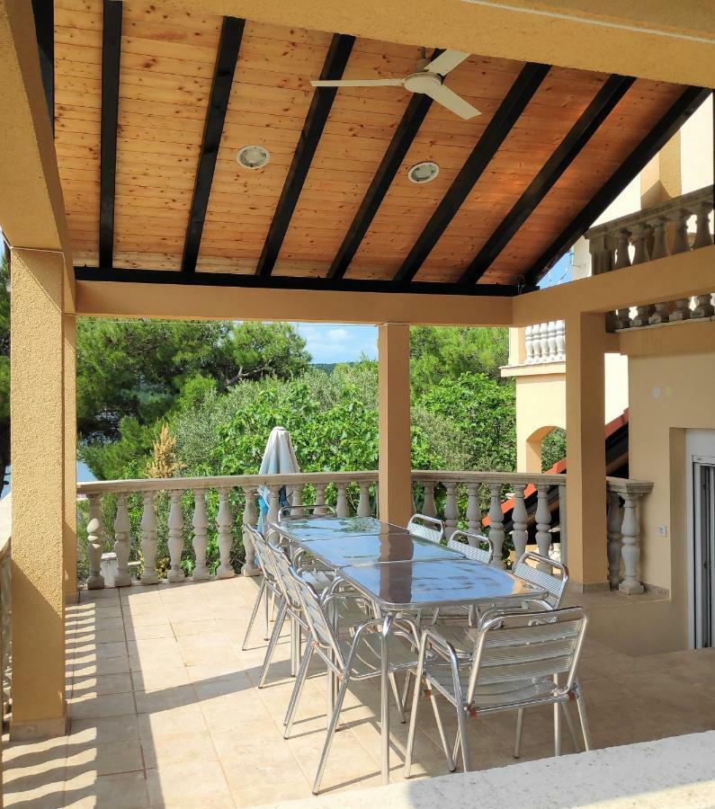Villa Punta Blava - Beach Front, Ideal For Family Vacation With Kids, Large Terraces With Sea View, Internet, Netflix, No Pets Allowed Оброваць Екстер'єр фото