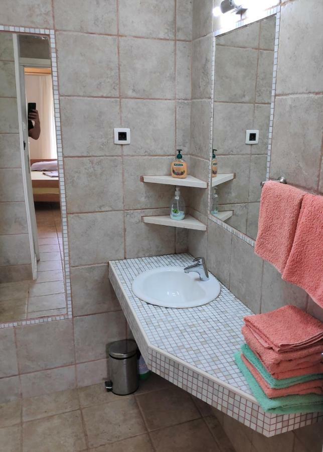 Villa Punta Blava - Beach Front, Ideal For Family Vacation With Kids, Large Terraces With Sea View, Internet, Netflix, No Pets Allowed Оброваць Екстер'єр фото