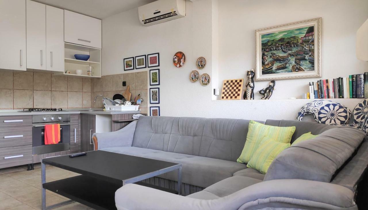 Villa Punta Blava - Beach Front, Ideal For Family Vacation With Kids, Large Terraces With Sea View, Internet, Netflix, No Pets Allowed Оброваць Екстер'єр фото
