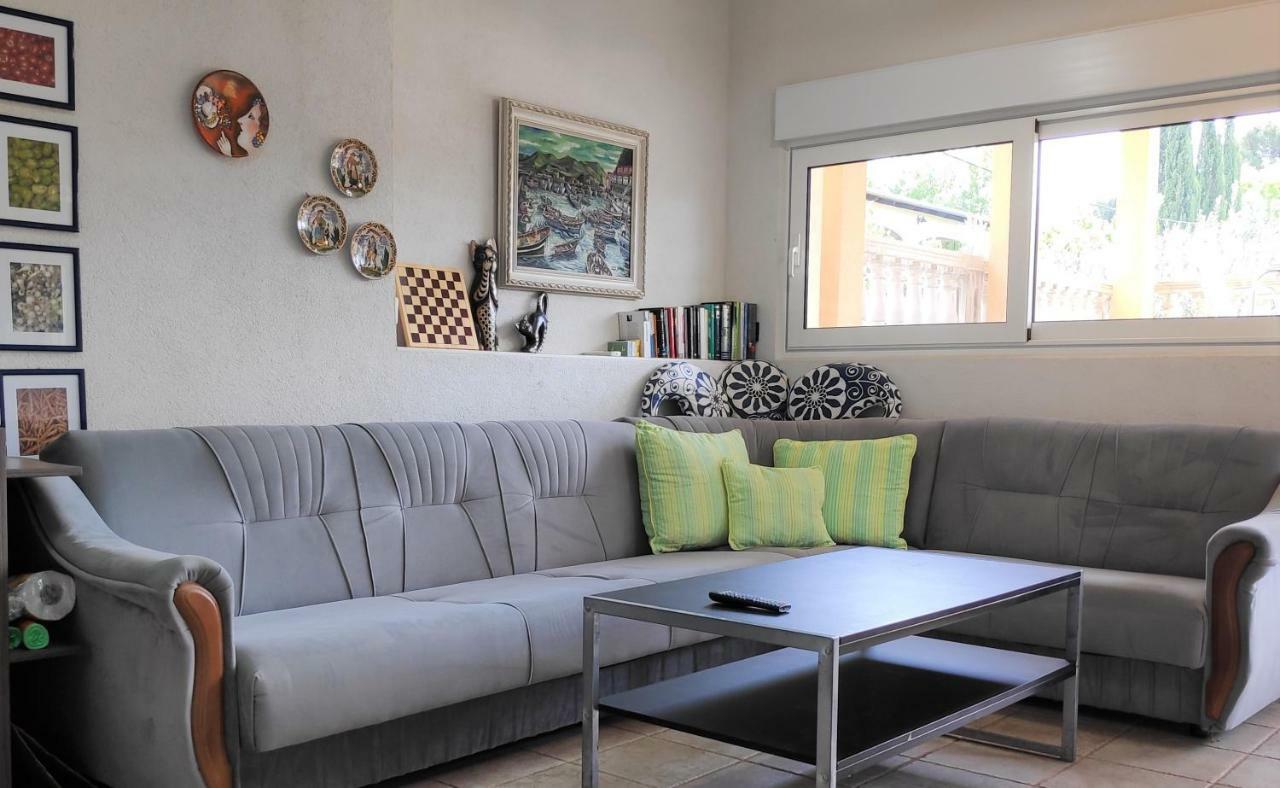 Villa Punta Blava - Beach Front, Ideal For Family Vacation With Kids, Large Terraces With Sea View, Internet, Netflix, No Pets Allowed Оброваць Екстер'єр фото