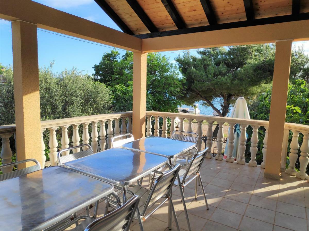 Villa Punta Blava - Beach Front, Ideal For Family Vacation With Kids, Large Terraces With Sea View, Internet, Netflix, No Pets Allowed Оброваць Екстер'єр фото