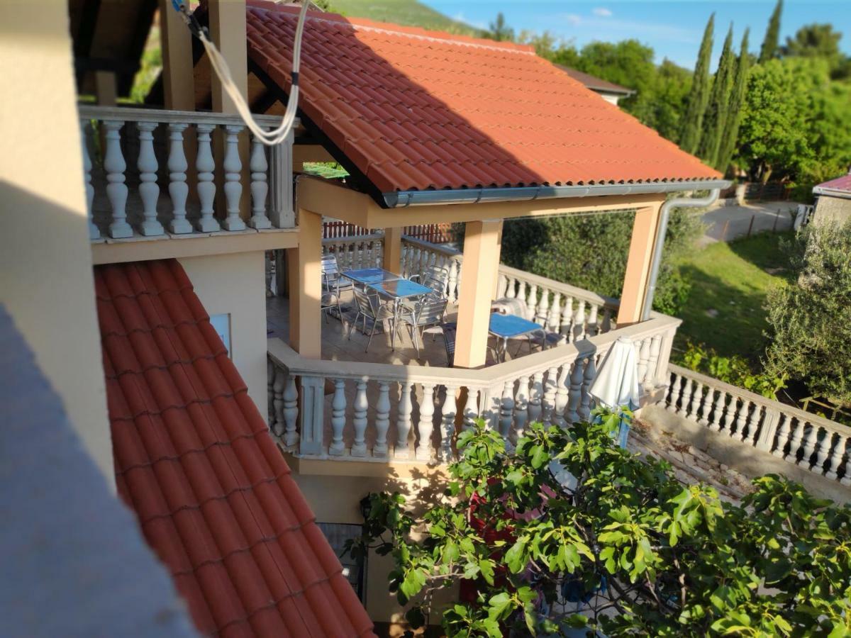 Villa Punta Blava - Beach Front, Ideal For Family Vacation With Kids, Large Terraces With Sea View, Internet, Netflix, No Pets Allowed Оброваць Екстер'єр фото