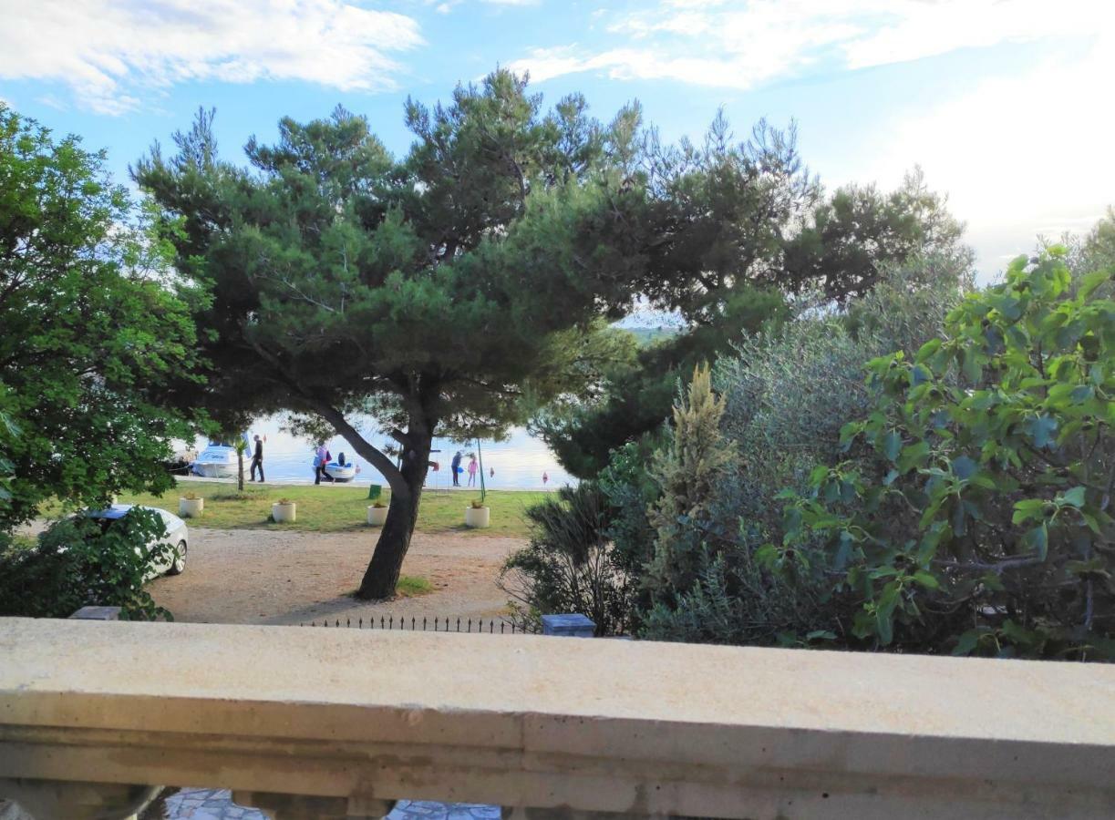 Villa Punta Blava - Beach Front, Ideal For Family Vacation With Kids, Large Terraces With Sea View, Internet, Netflix, No Pets Allowed Оброваць Екстер'єр фото