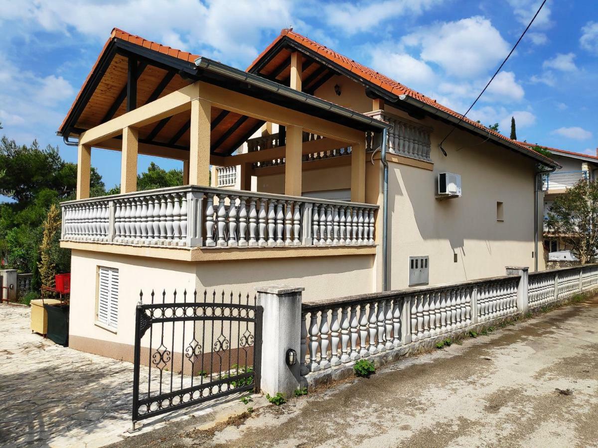 Villa Punta Blava - Beach Front, Ideal For Family Vacation With Kids, Large Terraces With Sea View, Internet, Netflix, No Pets Allowed Оброваць Екстер'єр фото