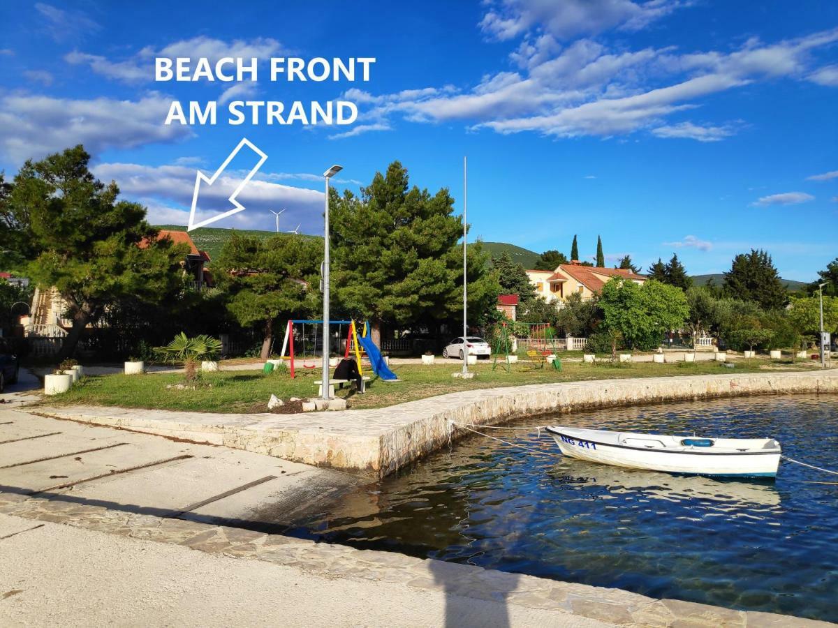 Villa Punta Blava - Beach Front, Ideal For Family Vacation With Kids, Large Terraces With Sea View, Internet, Netflix, No Pets Allowed Оброваць Екстер'єр фото