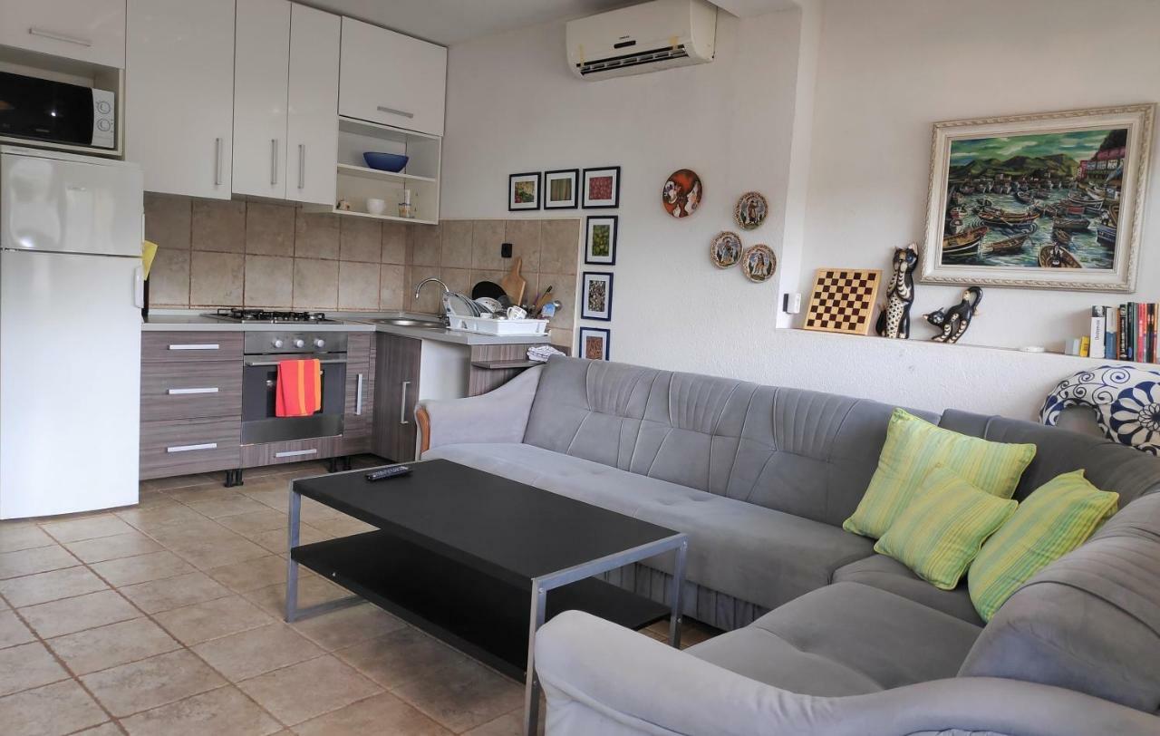 Villa Punta Blava - Beach Front, Ideal For Family Vacation With Kids, Large Terraces With Sea View, Internet, Netflix, No Pets Allowed Оброваць Екстер'єр фото