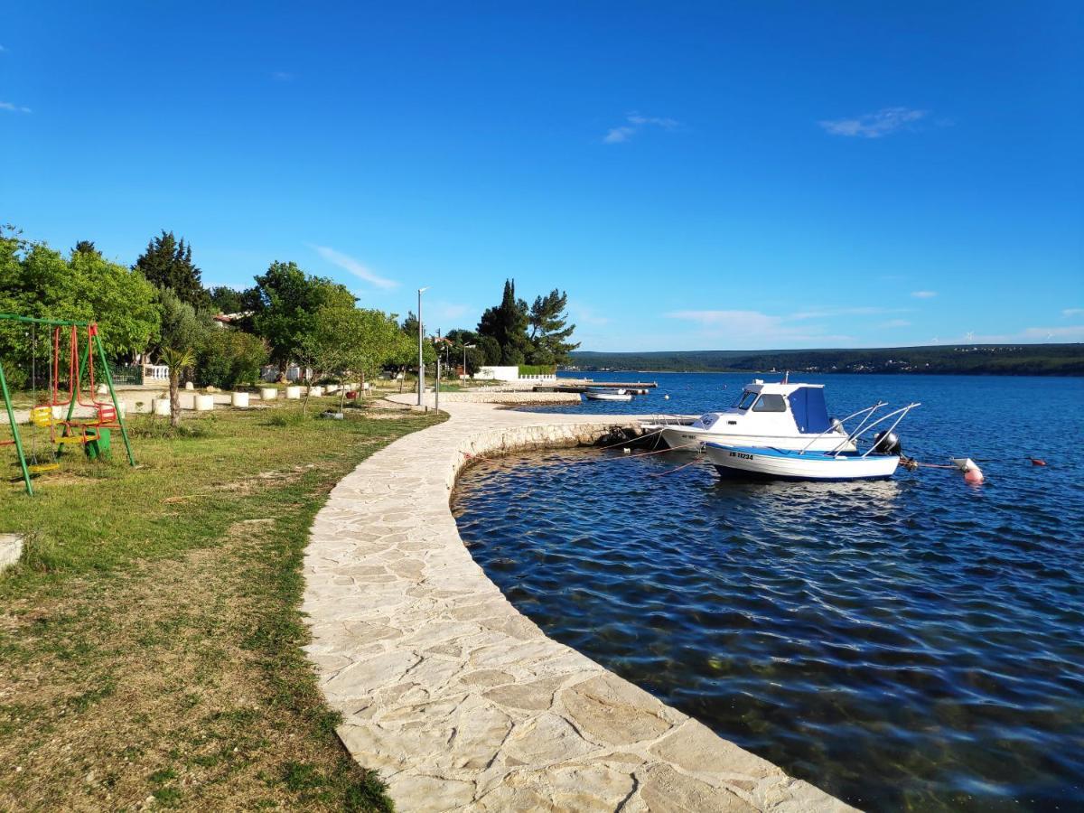 Villa Punta Blava - Beach Front, Ideal For Family Vacation With Kids, Large Terraces With Sea View, Internet, Netflix, No Pets Allowed Оброваць Екстер'єр фото
